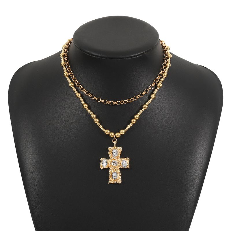 N12387 Exaggerated Metal Inlaid Cross Pendant Necklace Set Artistic Light Luxury Clavicle Chain_voghion.com