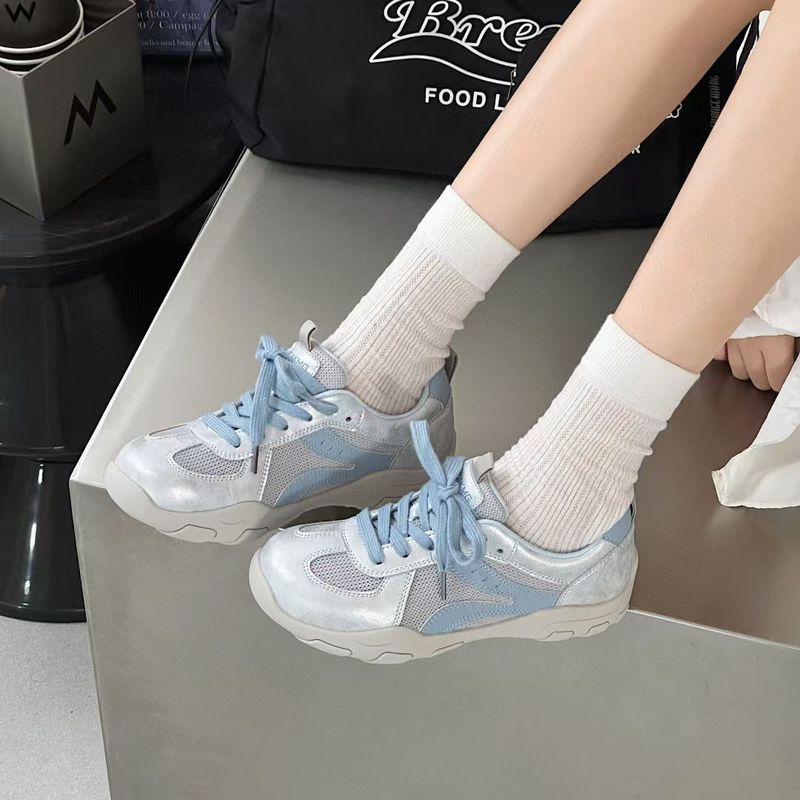 Baskets légères et polyvalentes pour femmes, style décontracté et doux, en cuir véritable, semelle épaisse, confortables, collection printemps-été 2025_voghion.com