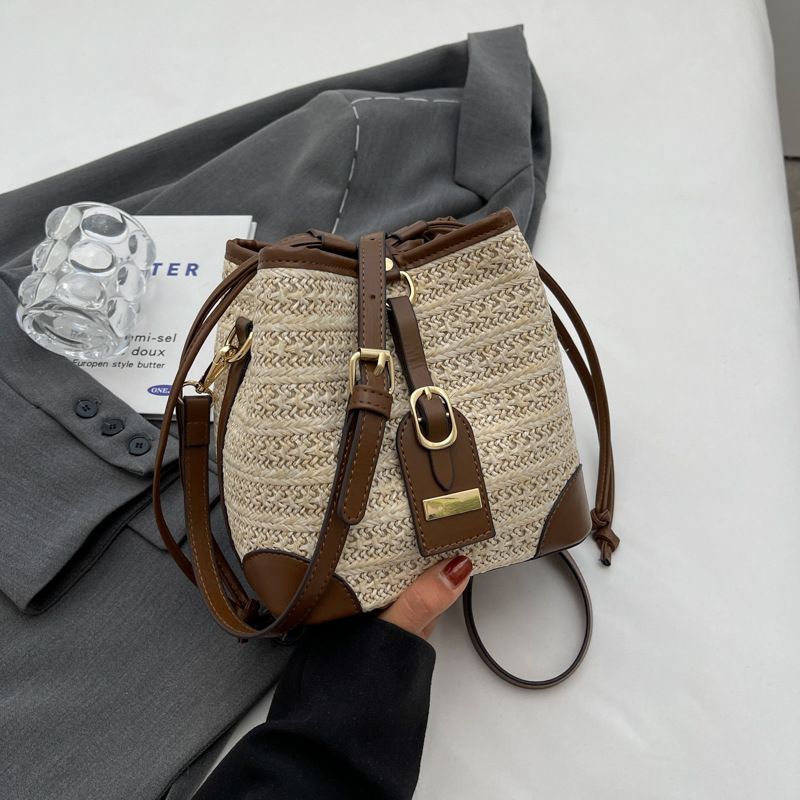 【New Woven】Summer Color-Block Fashion For Women Beach Casual Vacation Straw Bucket Bag_voghion.com