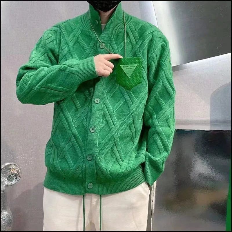 Men's Clothing Autumn and winter new niche high end diamond check style knitted jacket men's lazy style cardigan sweater_voghion.com