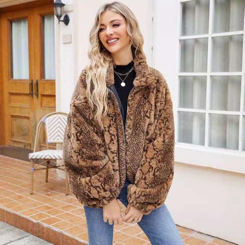 Cappotto in pelliccia sintetica di lusso per donna - Elegante giacca a maniche lunghe con stampa serpente, vestibilità oversize, caldo capospalla invernale per ufficio e abbigliamento casual_voghion.com