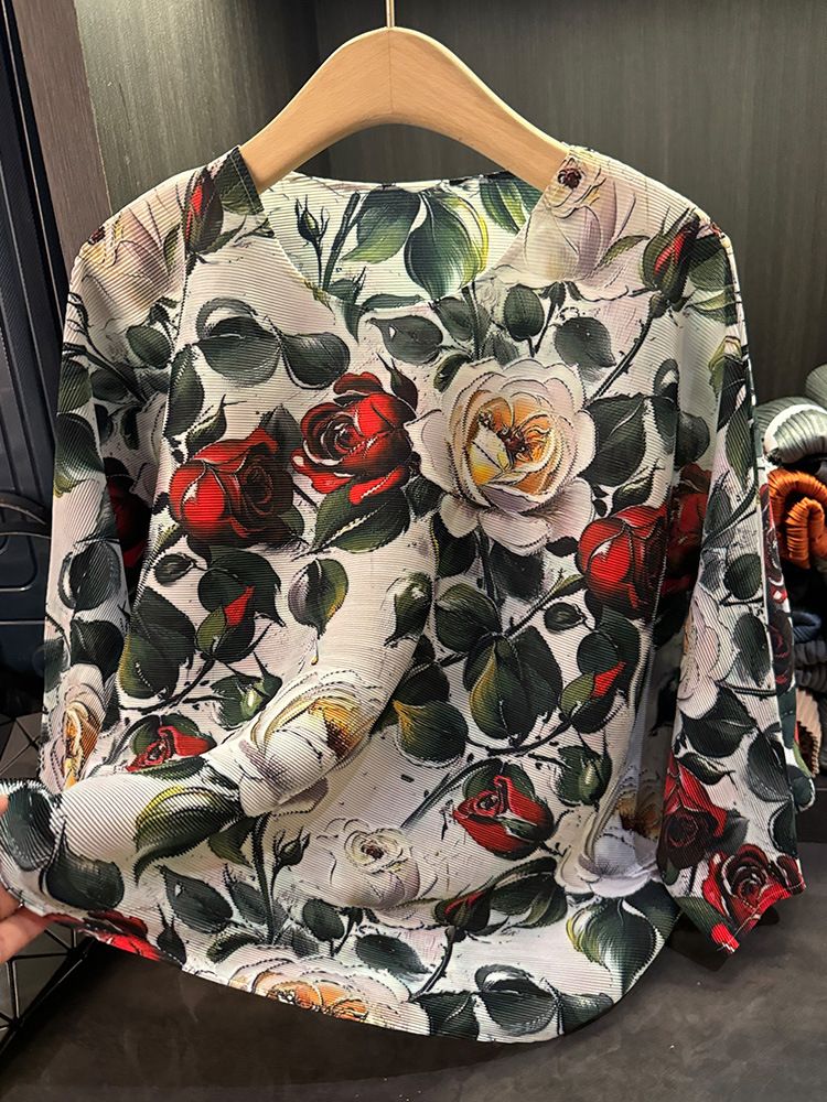 Abbigliamento da donna, top a pieghe larghe e stampate di alta moda, per donne in autunno, nuova maglietta a maniche a pipistrello con scollo rotondo per il pendolarismo_voghion.com