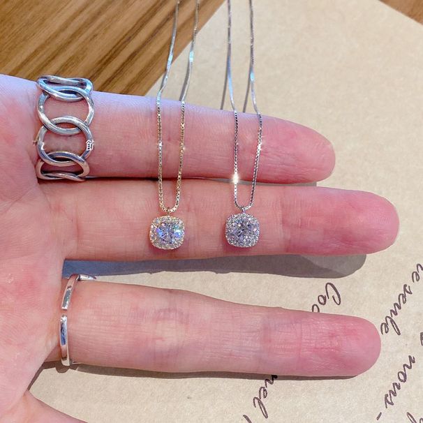 Gümüş Kaplama Zirkonyum Charm Kadın Kolye Instagram Soğuk Japon Ve Kore Çok Yönlü Tam Elmas Kare Geometrik_voghion.com