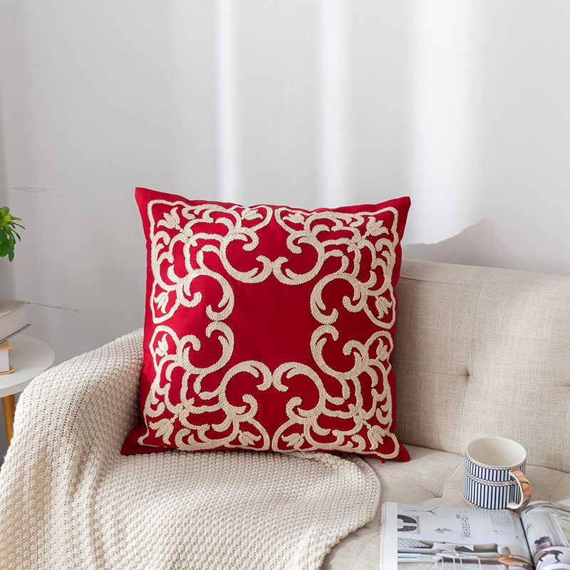 Model Room Villa American-style cotton thread embroidery plate Flower red festive wedding decoration Pillow sofa cushion cover_voghion.com