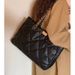 Large Capacity Quilted Chain 2023 New Trendy Fashion Texture Niche Tote Versatile Shoulder Bag For Women_voghion.com