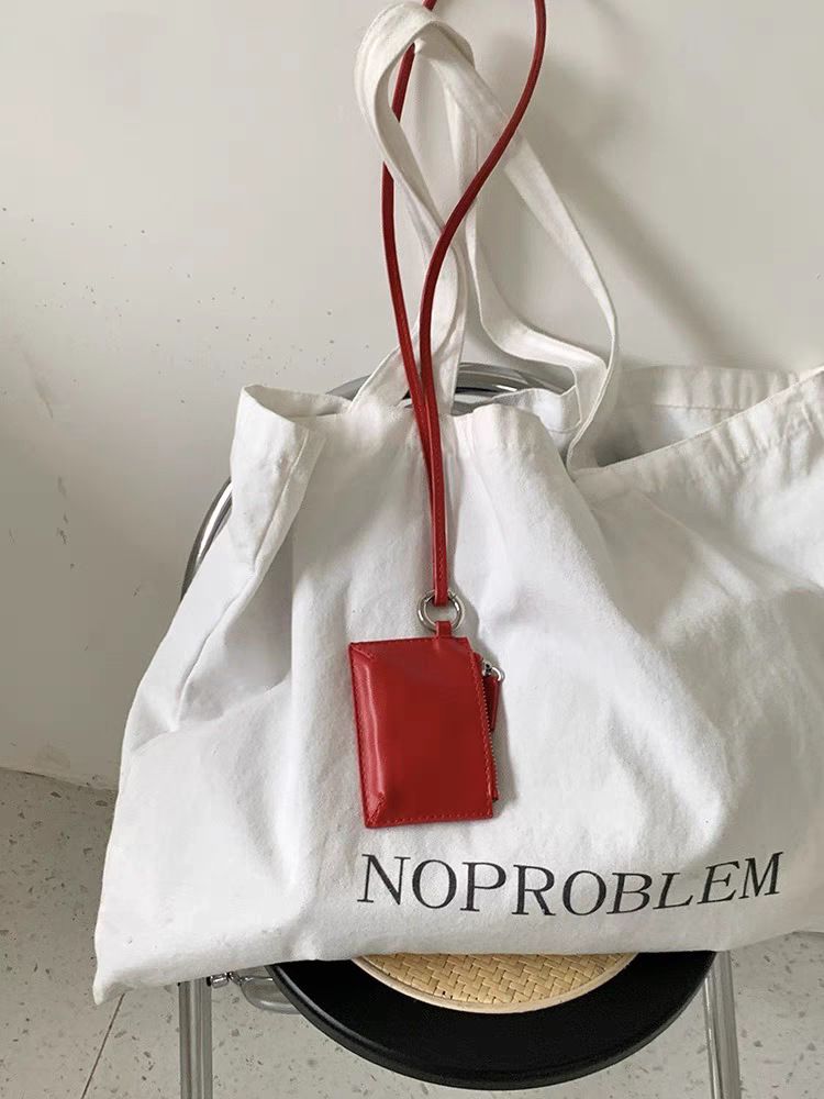 Korean Version Of The New Spring And Summer Women's Square Zipper Variegated Bag With Pendant_voghion.com