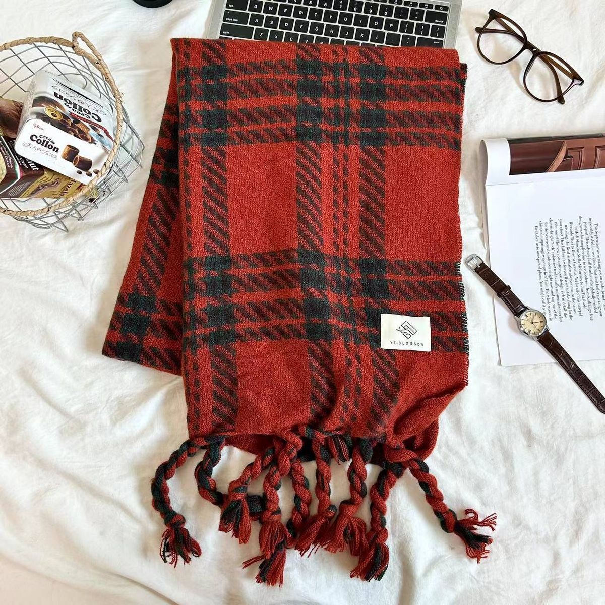 2024 New Winter Cashmere Scarf for Women's High End, Checkered and Versatile Warm Long Shawl Neck_voghion.com