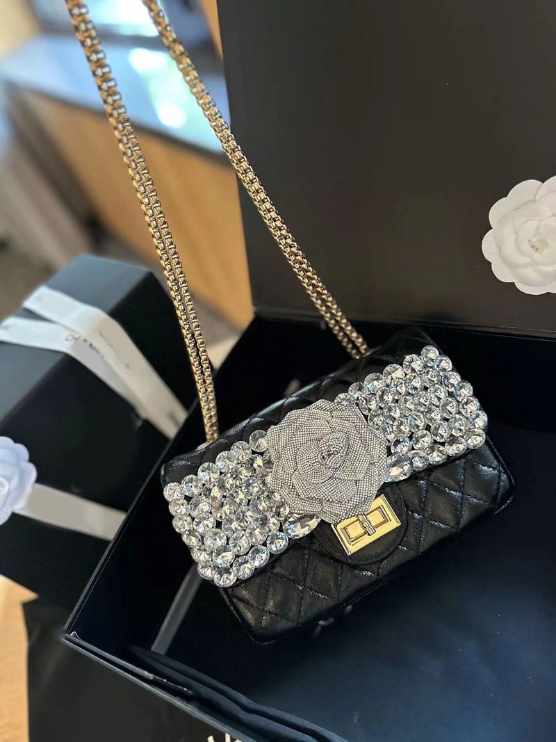 Spring Summer New Fragrant Style Diamond Grid Embroidery Thread Small Square Rhinestone Flower Chain Shoulder Bag,_voghion.com