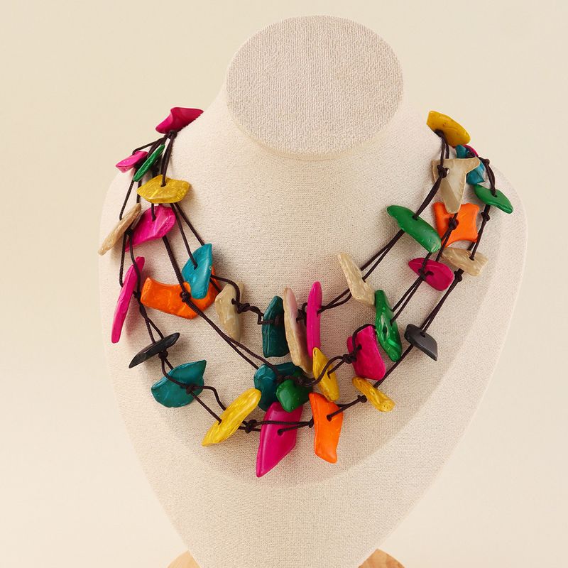 Lady Geometric Coconut Shell Women's Necklace_voghion.com