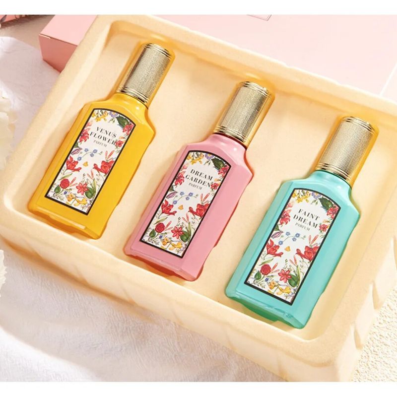 Nuova confezione regalo di profumo da donna Set da tre pezzi di fragranza persistente, tono floreale, vendita calda transfrontaliera di profumo da donna_voghion.com