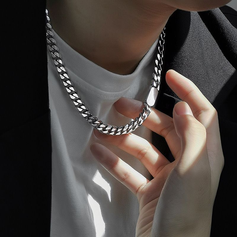 Trendy Men's Niche Design Titanium Steel Square Round Pendant Necklace Women's Jewelry Simple Light Hip Hop Cuban_voghion.com