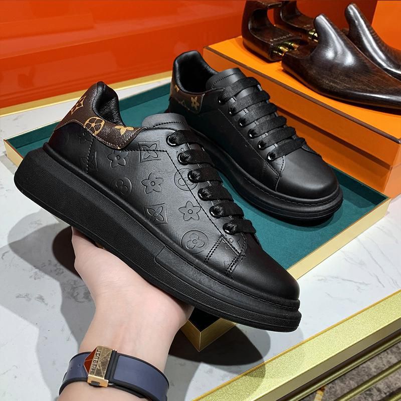 Herren-Sneaker, neue weiße Vier-Jahreszeiten-Schuhe, Herren-Boardschuhe, Influencer haben das gleiche Modell koreanischer Trendschuhe live gestreamt_voghion.com