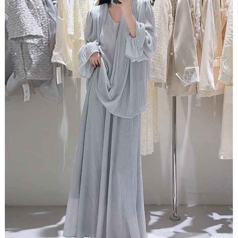 Spring Outfit OOTD Pleated Ribbon V-neck Shirt And Skirt Trendy Beautiful Two-piece Set This Year_voghion.com