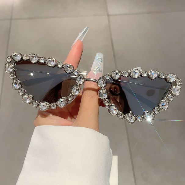 Moud KAMMPT Damen Cat Eye Sonnebrëller mat Strasssteng 2024 Nei Stilvoll Gradient Spigel Outdoor Sonnebrëller Trendy Markendesign Sonn_voghion.com