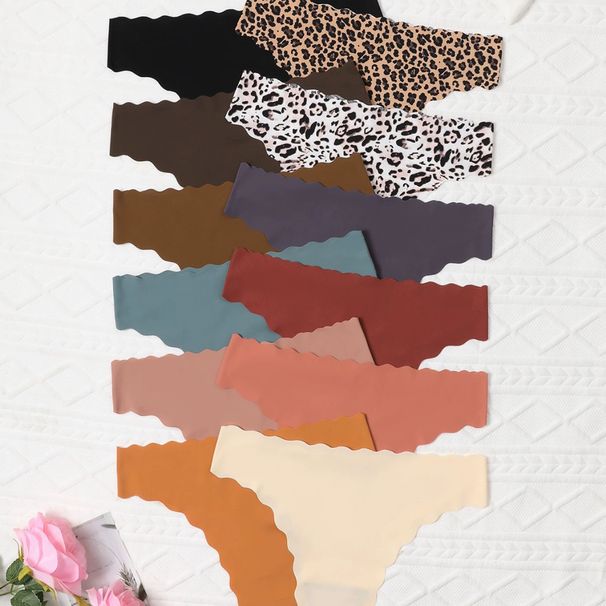 Women Plus Size Panties Briefs Bikini Bottom Crotch Breathable Mid Waist Wave Edge Leopard Print Briefs_voghion.com