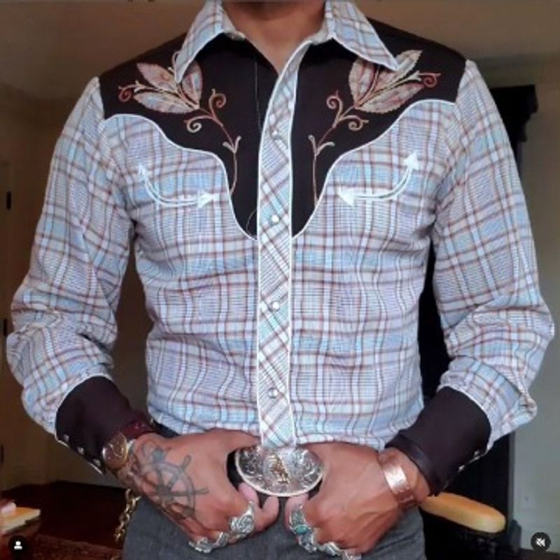 Vêtements pour hommes chemise à manches longues chemise tendance rétro en denim occidental_voghion.com