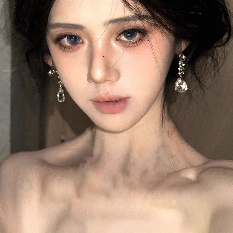 Super Flash Water Drop Fringed Necklace Earrings Set Women's Light Luxury Wedding Fashion Niche Collarbone Chain Ball Dress Accessories_voghion.com