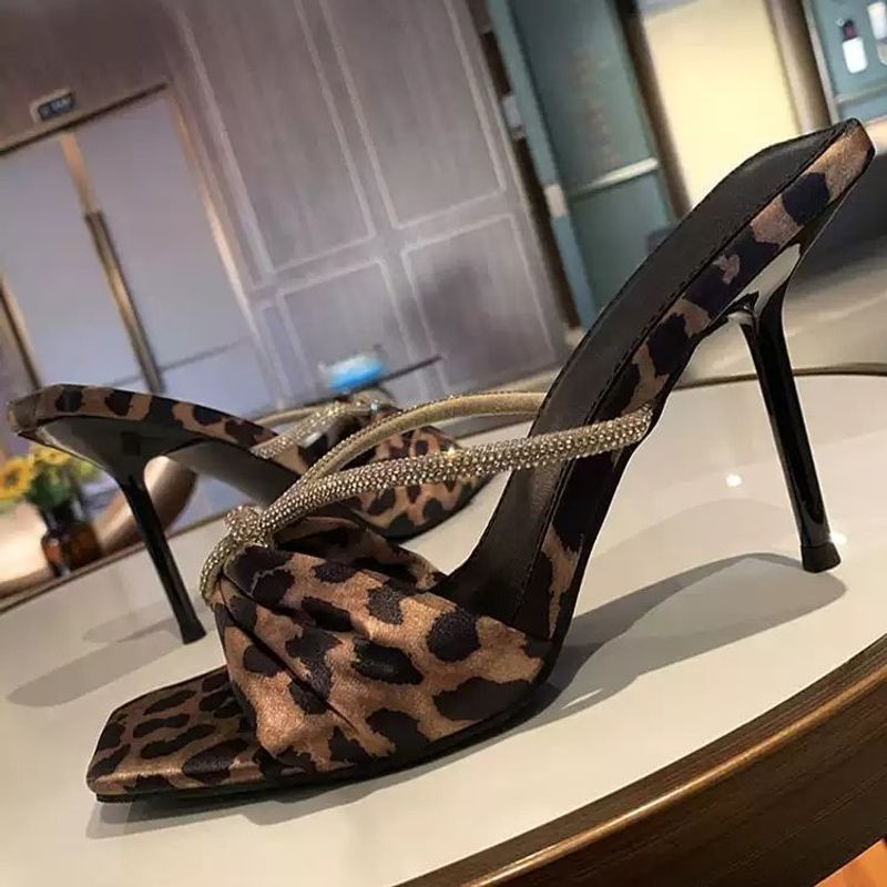 2025 New Silk Leopard Print Rhinestone For Women Wearing High Heels, Slim Strap, Square Exposed Toe, Straight Strap_voghion.com