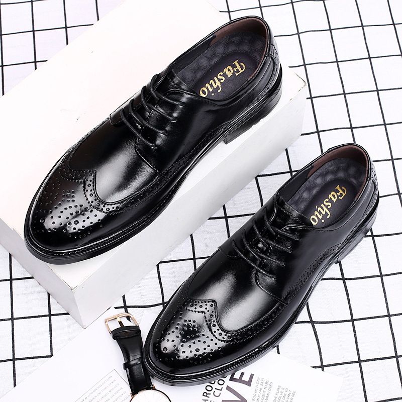 Unbeatable Quality 2290 Men's Block Business Leather Formal And Casual Shoes, Low Cut Carved Cowhide Surface, Gentleman's Pointed Toe_voghion.com