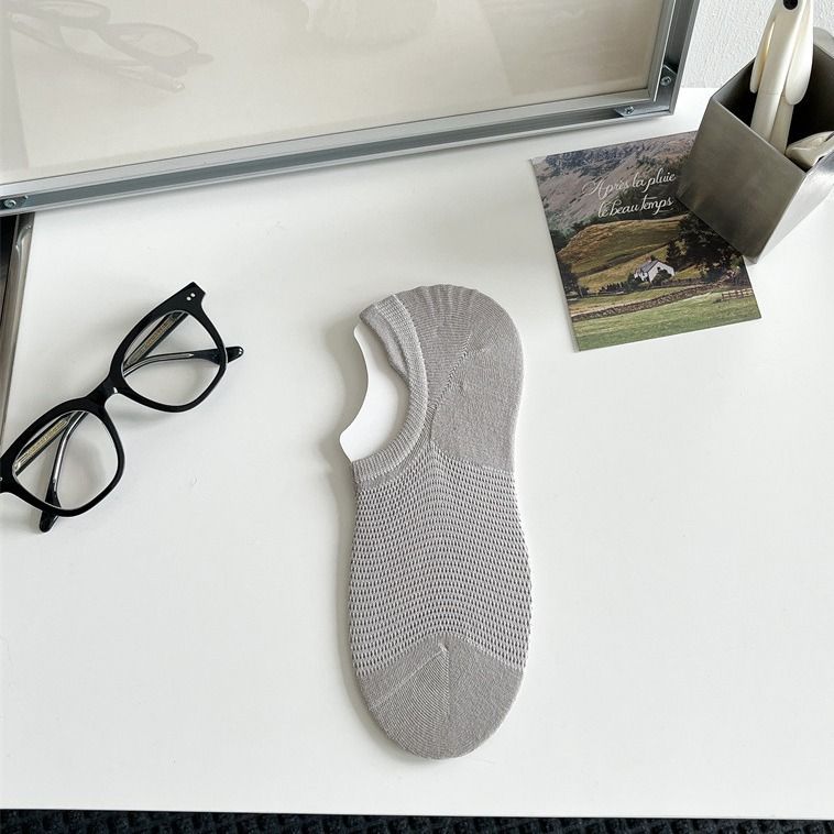 2025d 2025d Summer Seamless Mesh Invisible Men's Thin Simple Solid Color Breathable Non-Slip Boat Socks_voghion.com