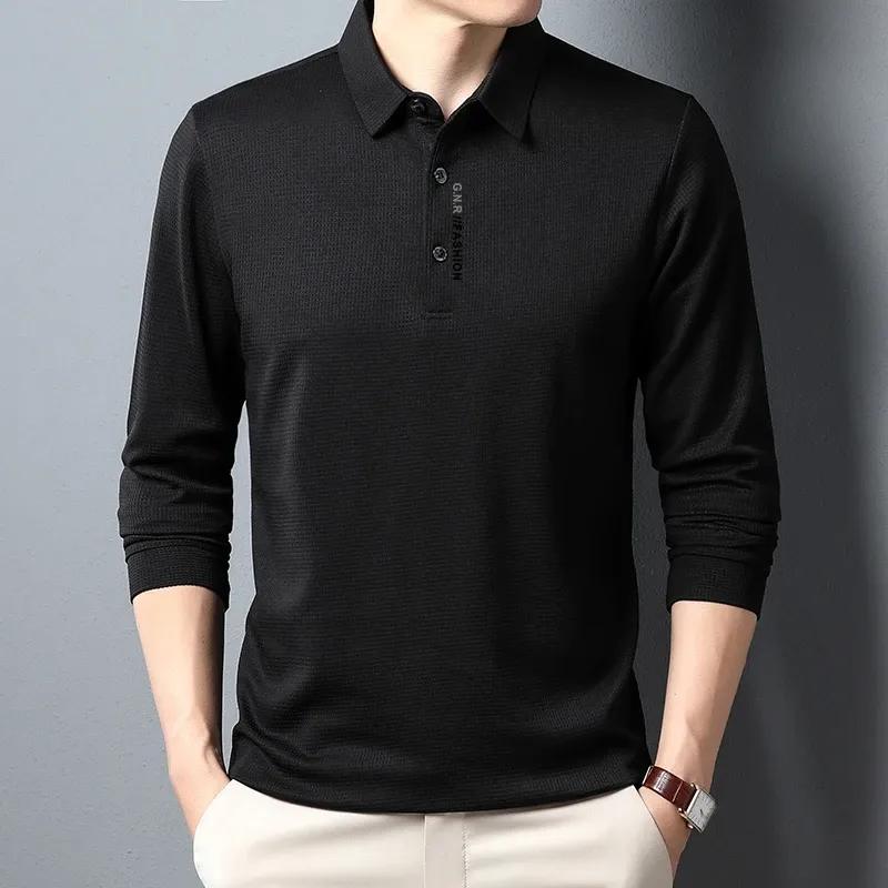 Hochwertiges, lässiges Poloshirt mit langen Ärmeln und Revers für Herren im Waffelstrick_voghion.com