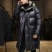 Herrenbekleidung Seiden-Baumwolljacke mittellang und lang schwarz mit Kapuze verdickte trendige Jugend glänzende Jacke_voghion.com