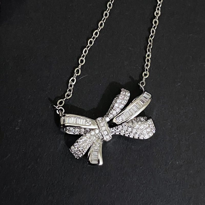 Versa Simulated Jewelry Graff Set Women's Plated Bow Pendant, Elegant and Luxury Instagram Chain_voghion.com