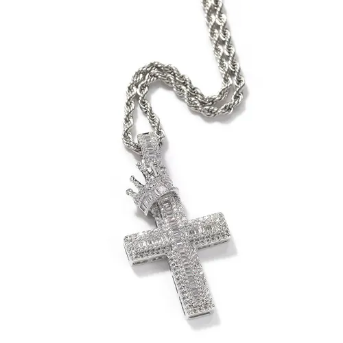 Collana con ciondolo a croce con corona completa per uomo, in rame con zirconi intarsiati, stile hip hop punk, alla moda_voghion.com