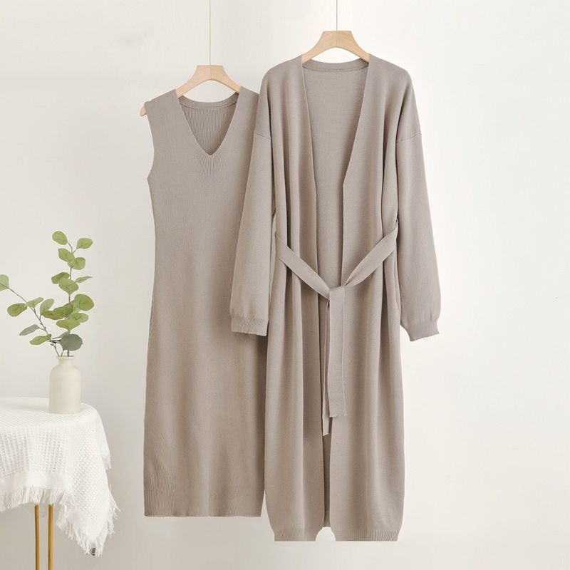 ​​Damen-Set aus Strickjacke und Kleid – gemütliches, locker sitzendes zweiteiliges Outfit für Herbst und Winter (Schwarz/Khaki/Rosenrot/Apricot, Einheitsgröße)​​_voghion.com