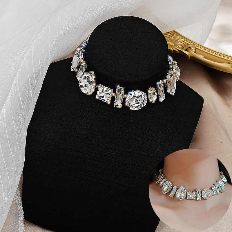 Piccola collana a catena con diamanti ad acqua trasparente di alta qualità del designer con catena da collo spessa in metallo stile cool personale_voghion.com
