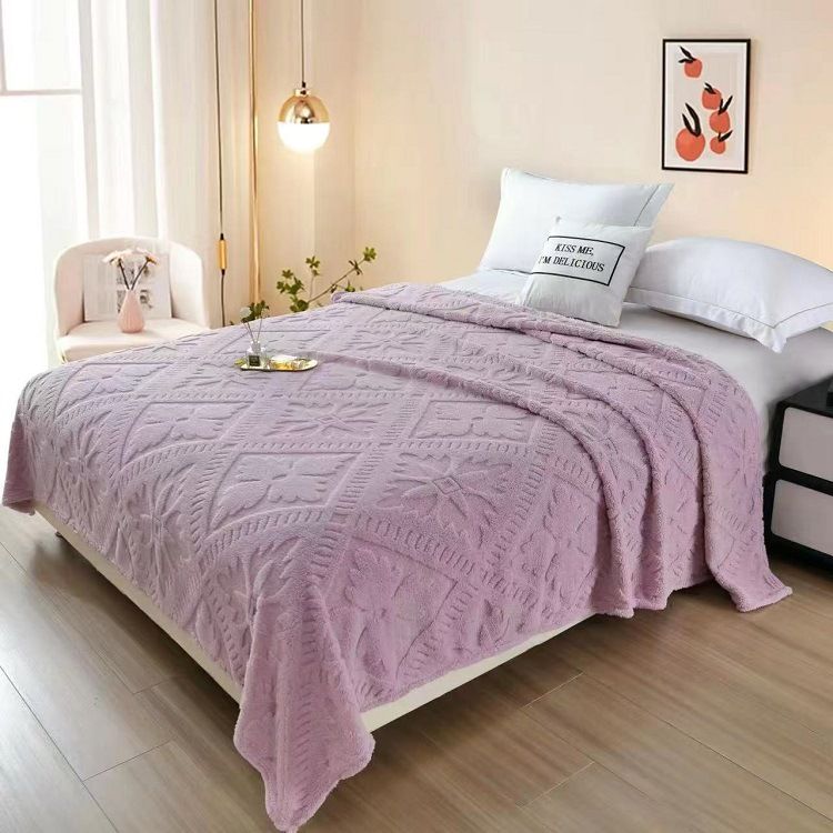 Coperta per divano in flanella jacquard ultra morbida color latte Veet_voghion.com