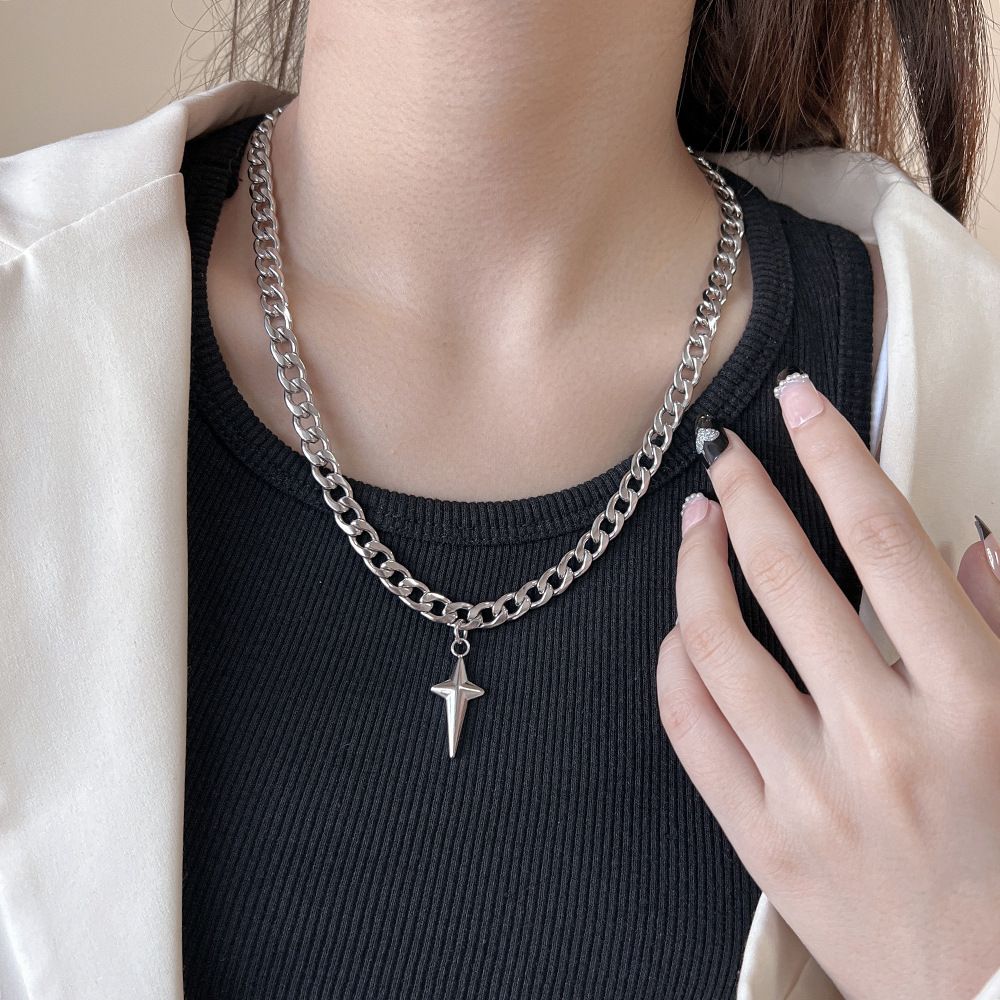 Collana con ciondolo a stella in acciaio al titanio per uomo, collana con maglione cubano, semplice accessorio di moda di nicchia_voghion.com