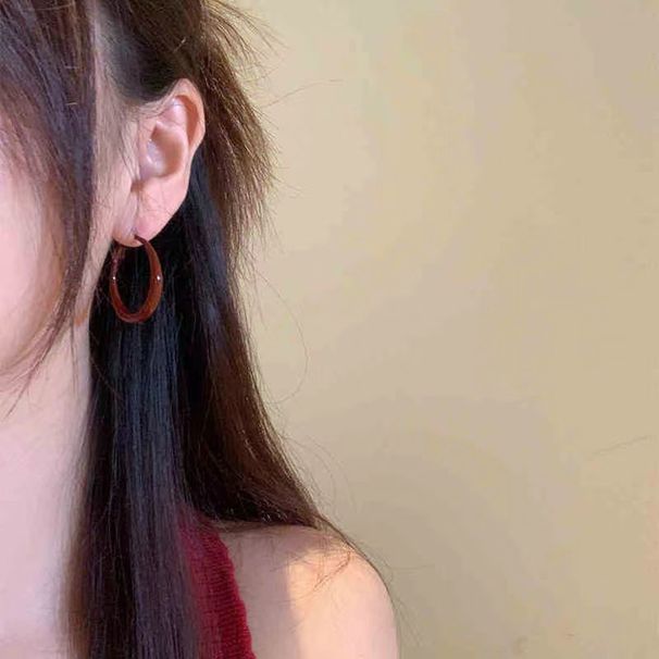 Orecchini a cerchio esagerati in stile nicchia rosso scuro, orecchini a bottone semplici, versatili e alla moda retrò artistici di alta qualità_voghion.com