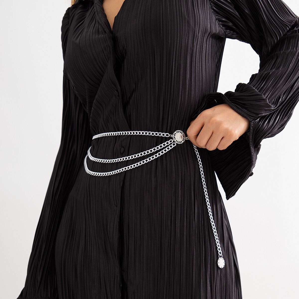 Chaîne de corps exagérée multicouche en alliage unisexe tendance pour femmes chaîne de ceinture photo de rue rétro tête de reine_voghion.com