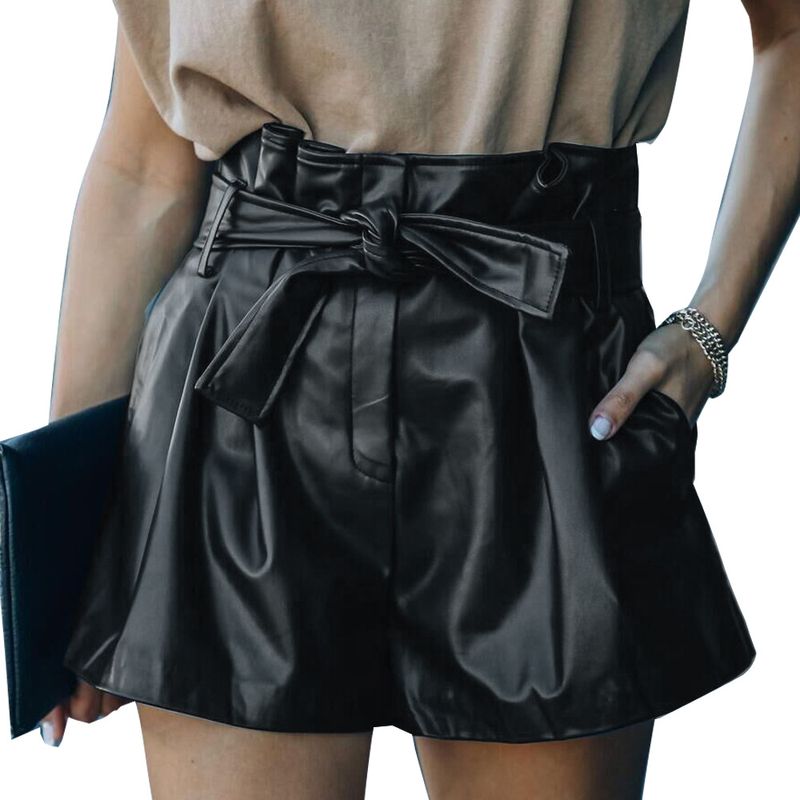 Pantaloni corti in pelle a vita alta da motociclista con temperamento da donna_voghion.com