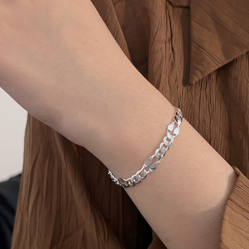 Collana cubana laterale pesante in argento puro S Chiheng per donna, design di nicchia, stile freddo, personalità versatile._voghion.com