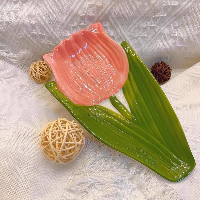 High Temperature Tulip Plate French Romantic Ins High-end Ceramic Dessert Fruit Girly Heart Dish Jewelry_voghion.com
