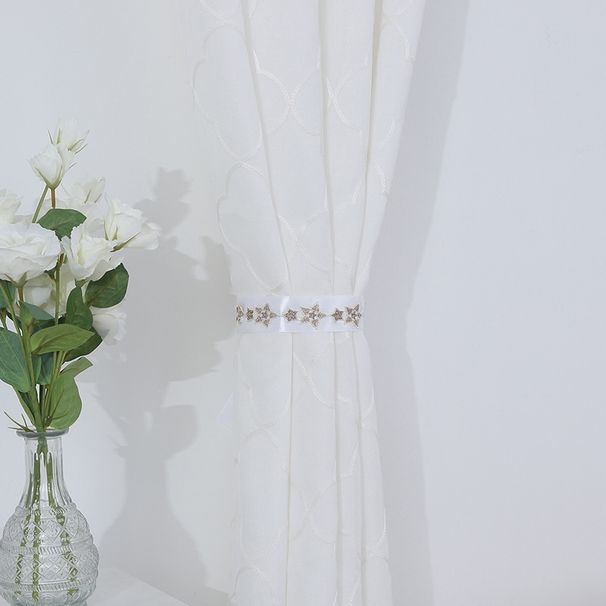 Raffhalter für Spitzenvorhänge – Moderne, transparente Fensterschärpe mit Stickerei (2er-Set, verstellbar, 18 x 38 cm/45 x 135 cm, Sternen-/Schneeflocken-/Kleeblatt-Design)_voghion.com