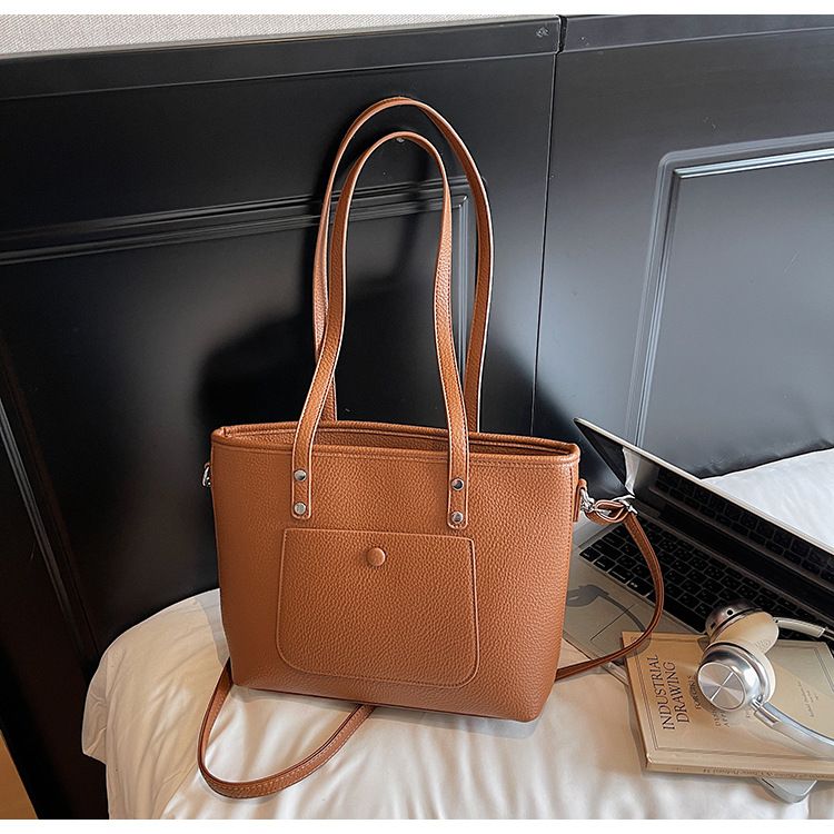 Borsa tote grande di ispirazione vintage – Borsa a tracolla spaziosa in pelle PU per donna (cuciture trapuntate, doppi spallacci, chiusura con cerniera, toni neutri)_voghion.com