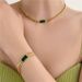 Set di collana e orecchini con bracciale quadrato verde semplice e zircone a doppia catena impilati per donna_voghion.com