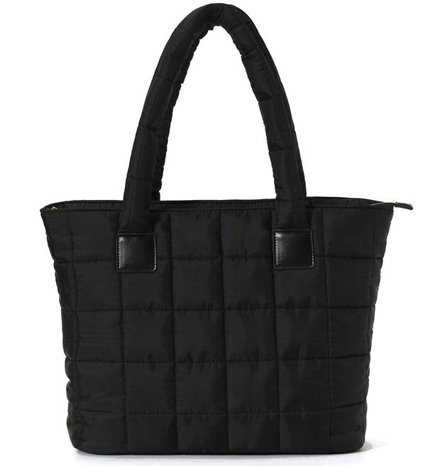 Bolso de hombro hipster acolchado negro de estilo sencillo (2025)_voghion.com