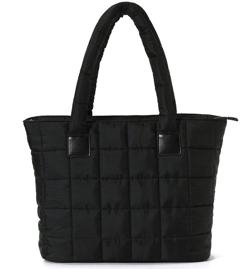 2025 New Simple Style Black Quilted Shoulder Hipster Bag_voghion.com