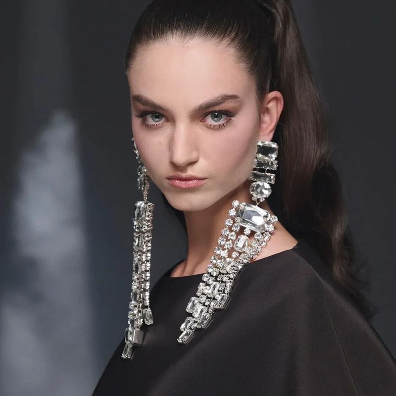Fashion New Tassel Exaggerated Rhinestone Ear Drops Queen Banquet Personality Accessories Earrings_voghion.com