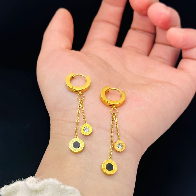 Brincos 2021 Novos brincos longos elegantes coreanos de alta qualidade femininos elegantes com padrão romano brincos populares na Internet_voghion.com