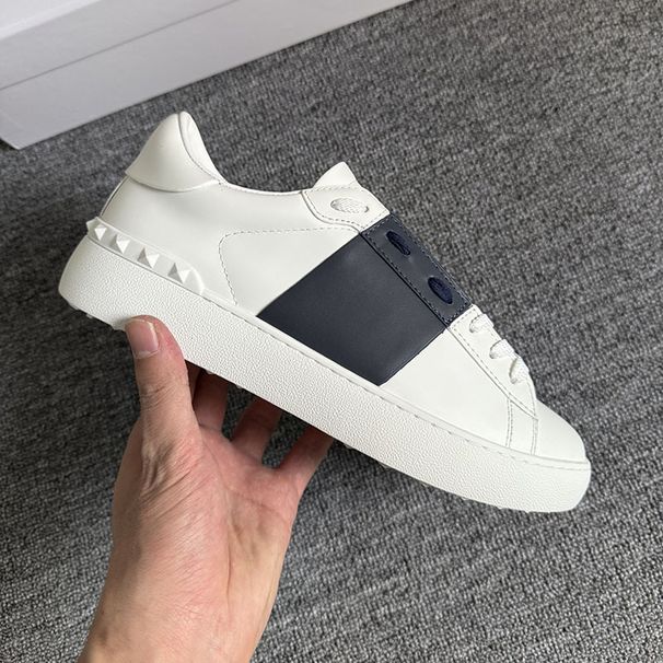 2025 New V-Home Thick Bottom Riveted White For Men And Women, Versatile Lace Up Casual Sports, Color Blocked Board_voghion.com