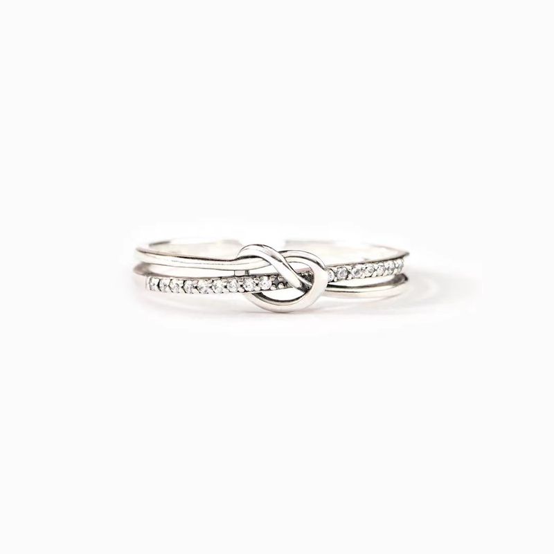 Bague d'index ciel étoilé à une rangée de diamants pour femme, design de niche_voghion.com