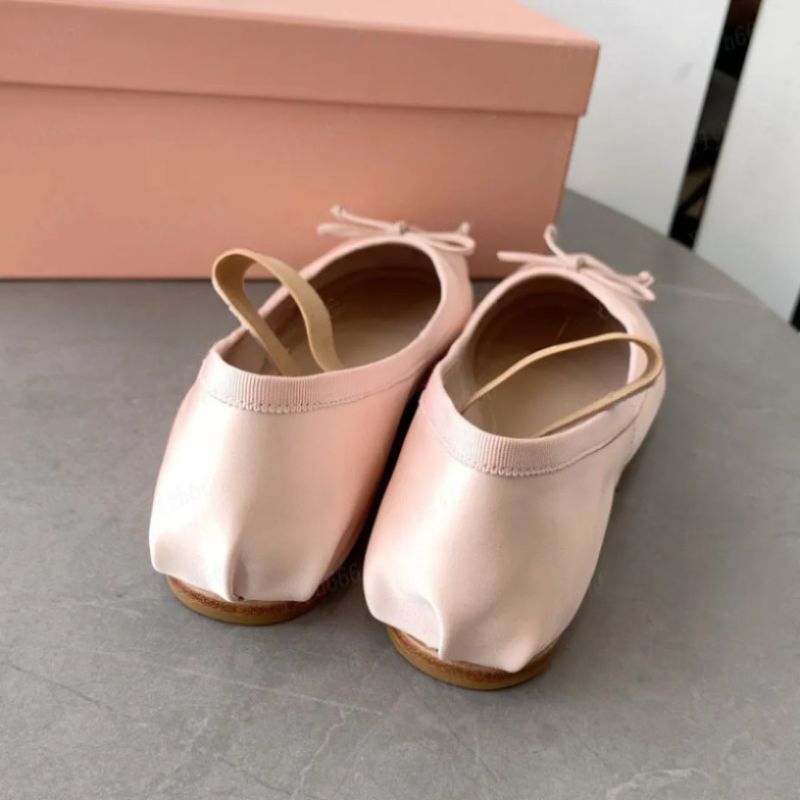 Neue High-Version Miu Style Bowknot Flat Ballet One Strap Silk Satin Einzelschuhe_voghion.com