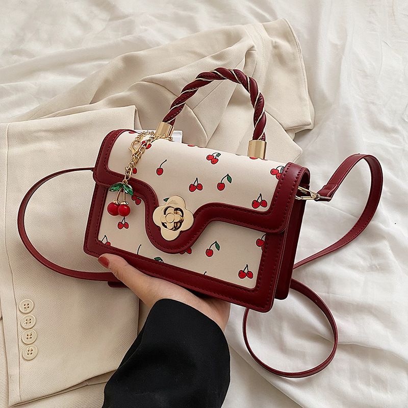 Damentaschen Textur Modehandtaschen für Damen Frühling und Sommer 2025 Neuer Stil Trendy Nischen-Umhängetaschen Stilvolle und vielseitige kleine quadratische Taschen_voghion.com