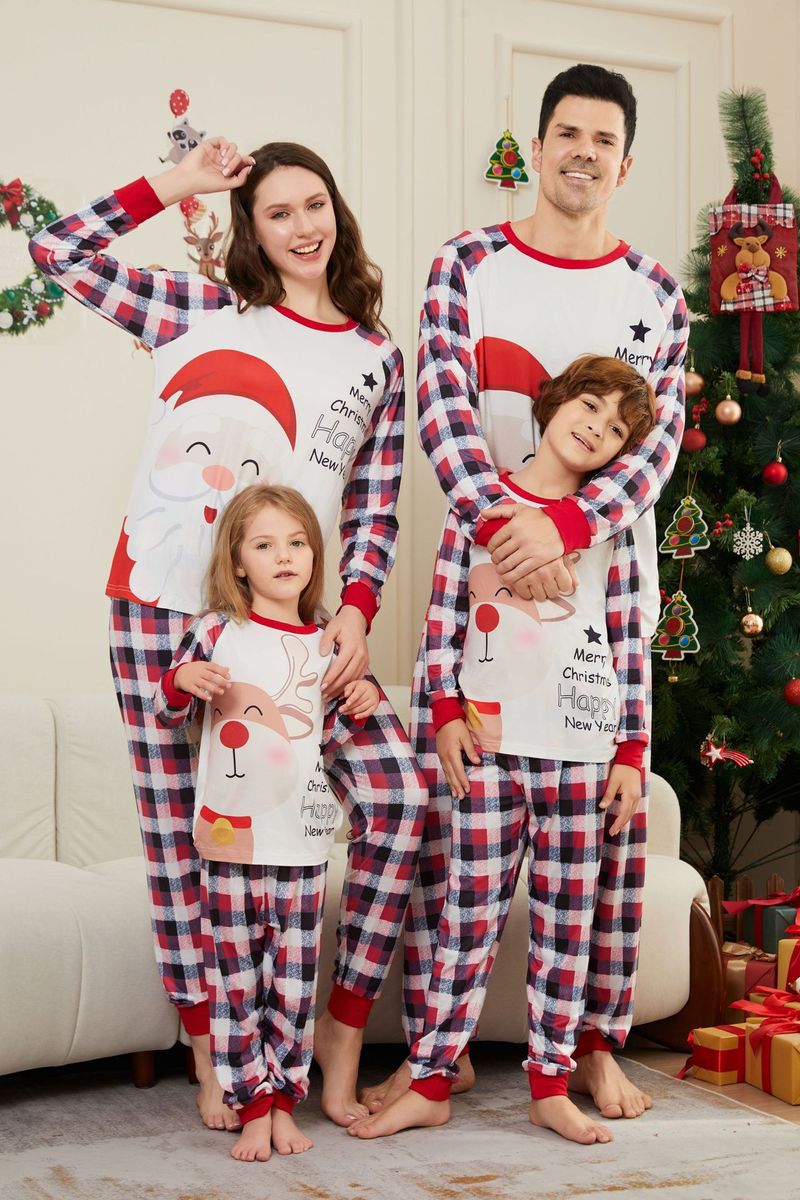Ensemble de maison à imprimé de Noël avec imprimé de l'alphabet du Père Noël et du faon_voghion.com
