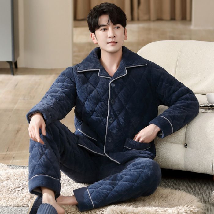 Minimally designed pajamas men in winter, with thickened coral fleece three-layer cotton jacket home wear. Warm flannel_voghion.com